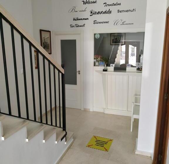 بنسيون Hostal Dp El Pilar