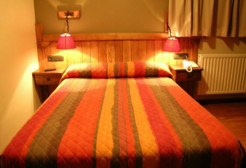 پانسیون Hostal Xaloa Orio