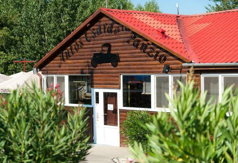 Общежитие Autóscsárda és Panzió