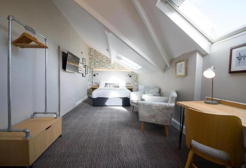 호스텔 The Cow & Calf By Innkeeper S Collection