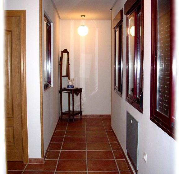 بنسيون Centro Ornitológico El Primillar