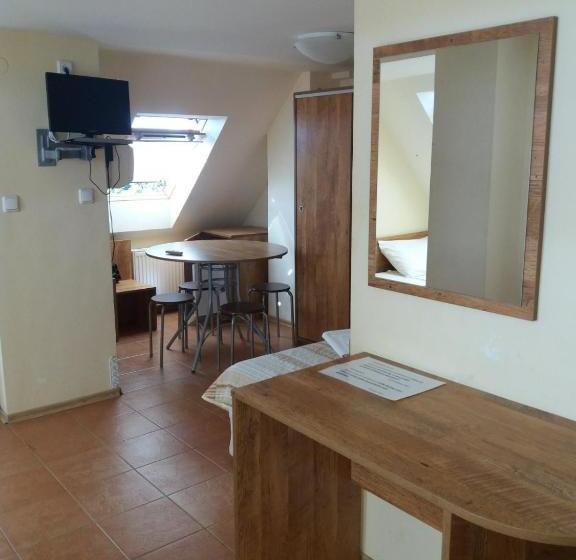 پانسیون Guest House Yug