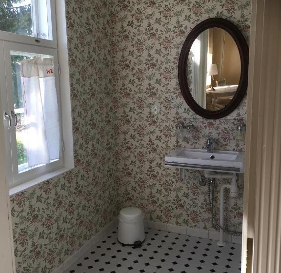 ペンション Guesthouse Kumpunen