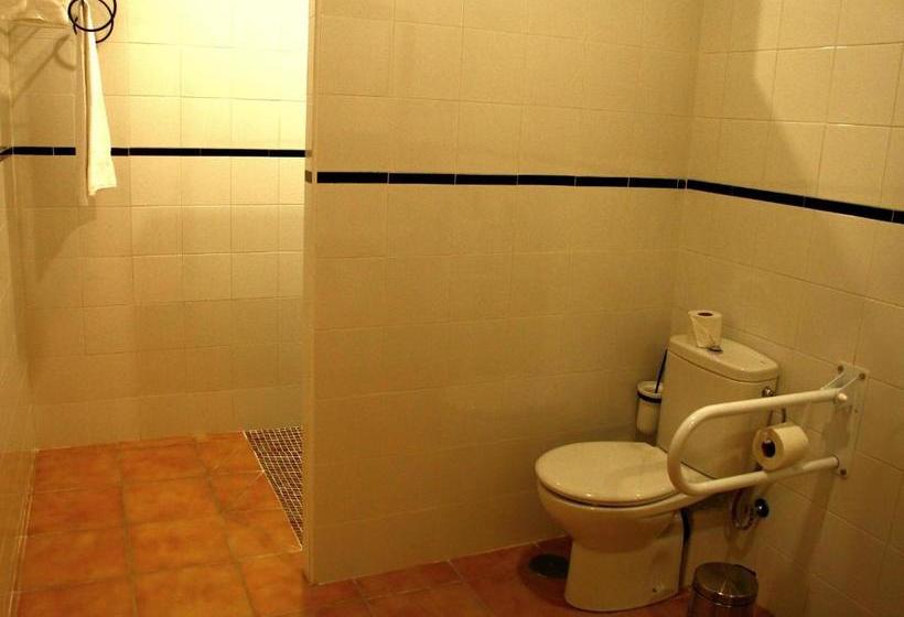 بنسيون Posada  Los Pedregales