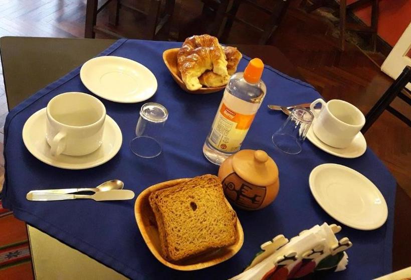 تختخواب و صبحانه Hostal Pueblo Andino