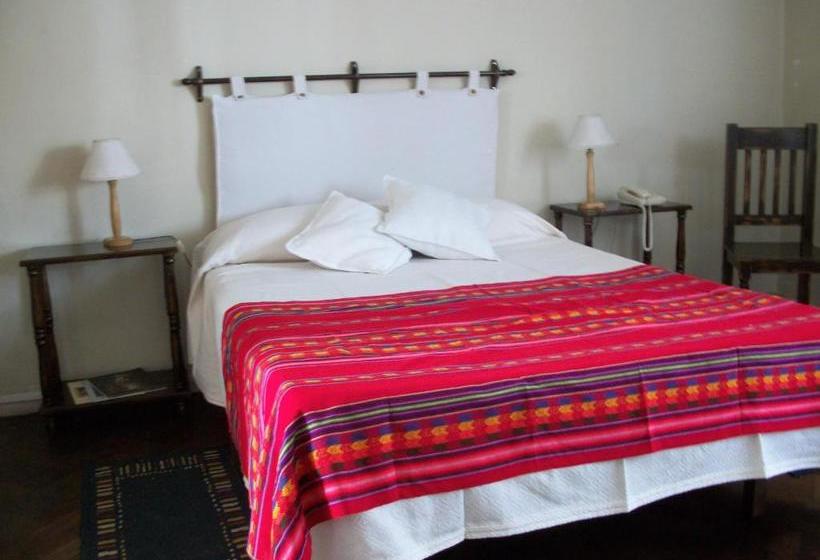تختخواب و صبحانه Hostal Pueblo Andino