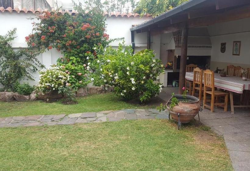 تختخواب و صبحانه Hostal Pueblo Andino