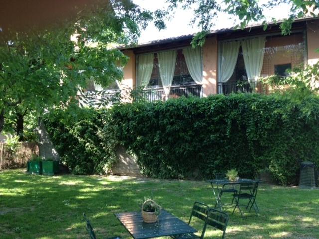 هتل Società Agricola Le More Agriturismo La Dondina