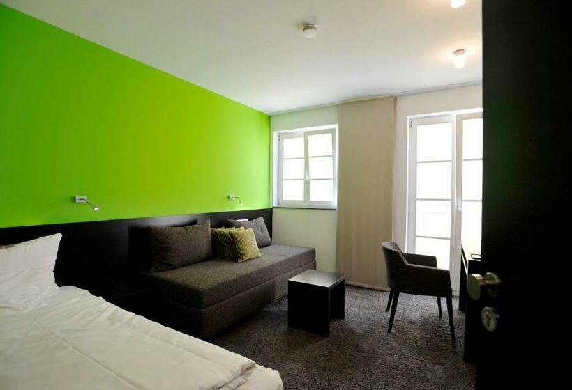 ペンション Cafe Elisabeth