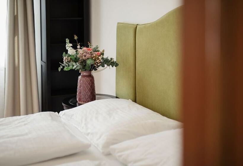 پانسیون Penzion Austis