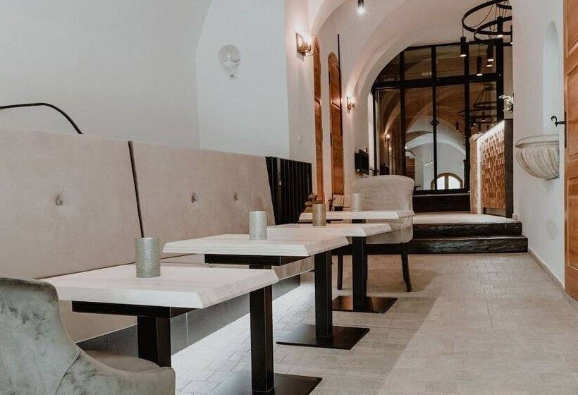 پانسیون Penzion Austis