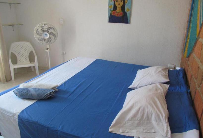 پانسیون Casa Tara