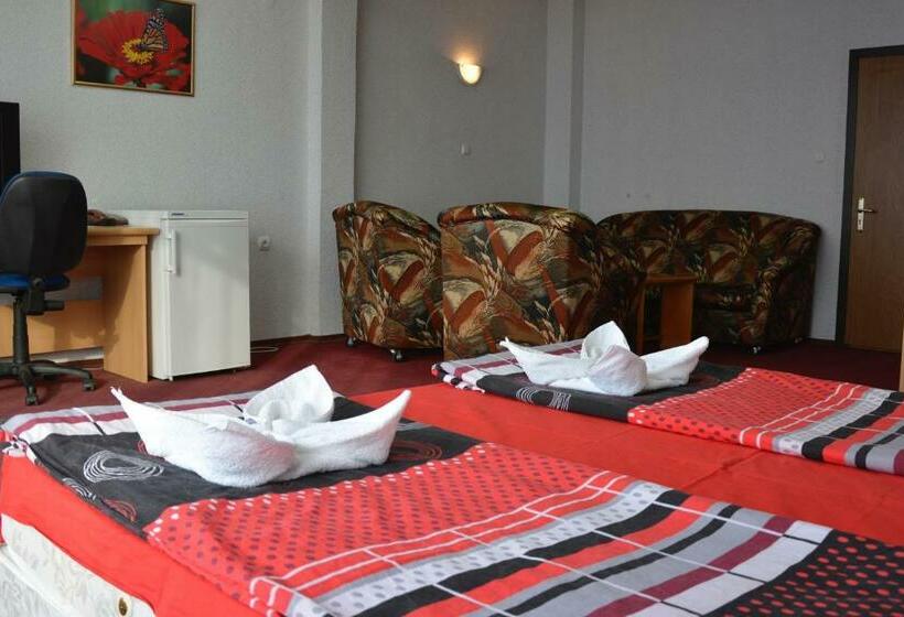 膳宿费 Neon Guest Rooms