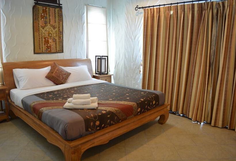 پانسیون Nirvana Guesthouse & Hostel