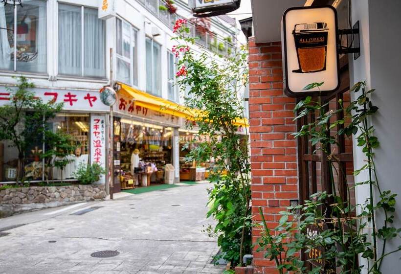 بنسيون Toemu Nozawa Lodge