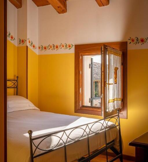 هاستل Locanda Al Convento
