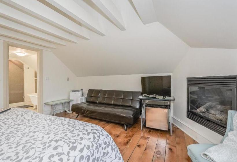 호스텔 St Andrew Suites