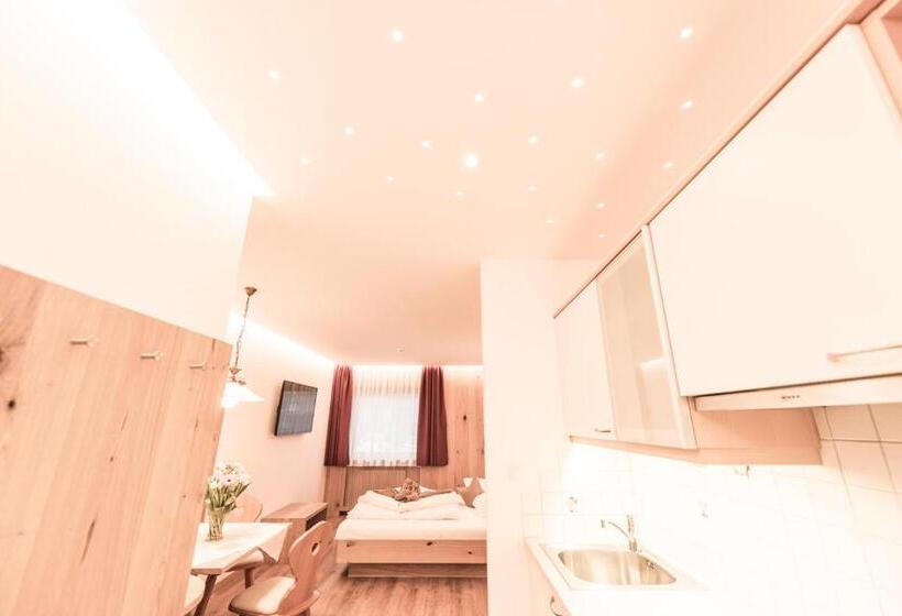 Aparthotel Kastel Seiser Alm