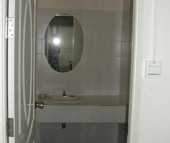 פנסיון Hua Hin Tour Guesthouse