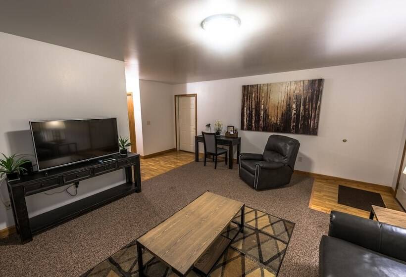 ユースホステル Draft Horse Inn And Suites