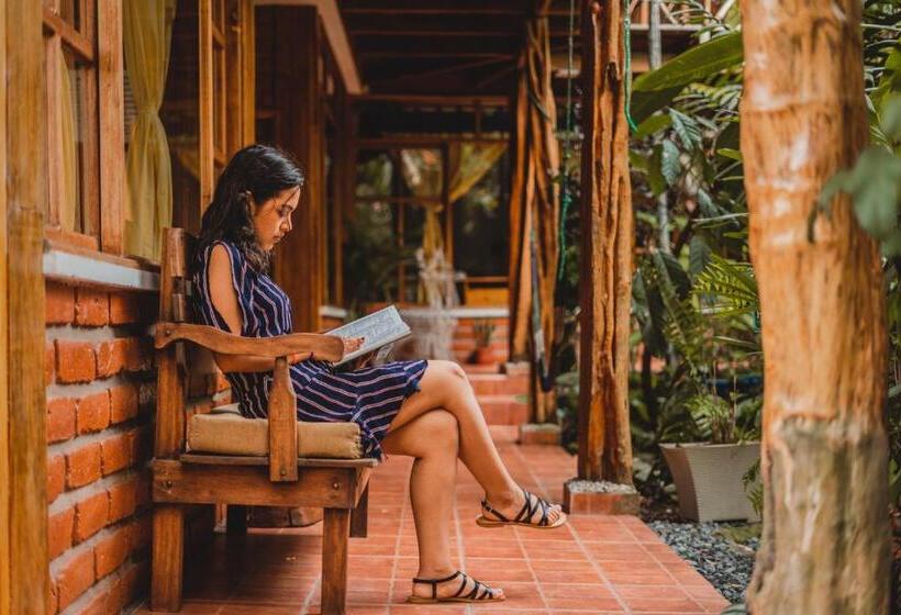 فندق صغير Hostal Las Palmas