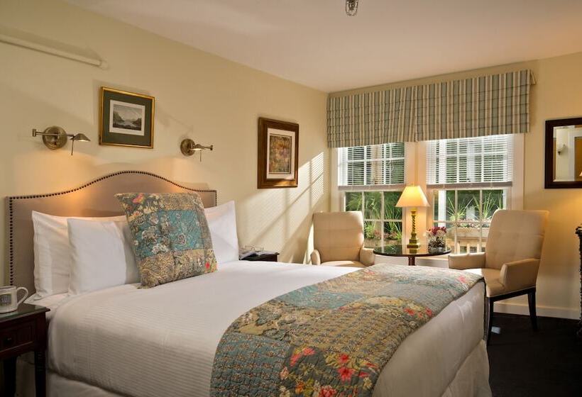 هاستل The Inn At Cape Cod