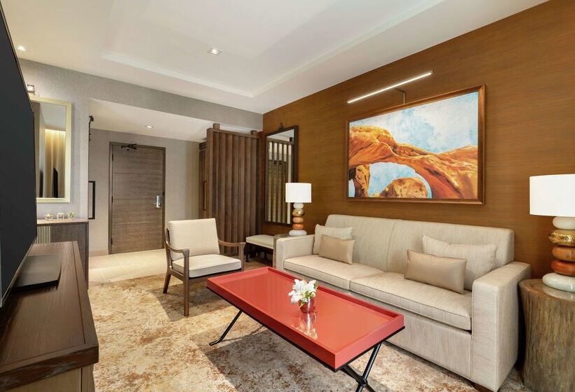 هتل Hoodoo Moab, Curio Collection By Hilton