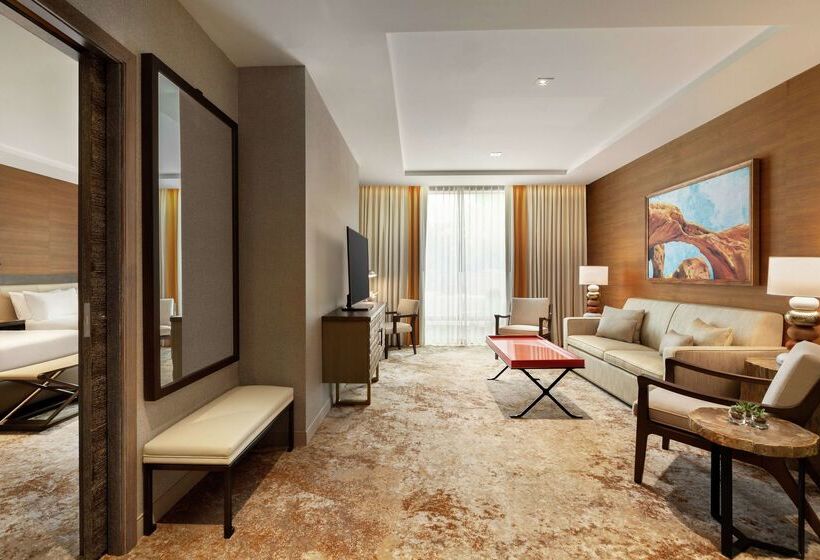 هتل Hoodoo Moab, Curio Collection By Hilton