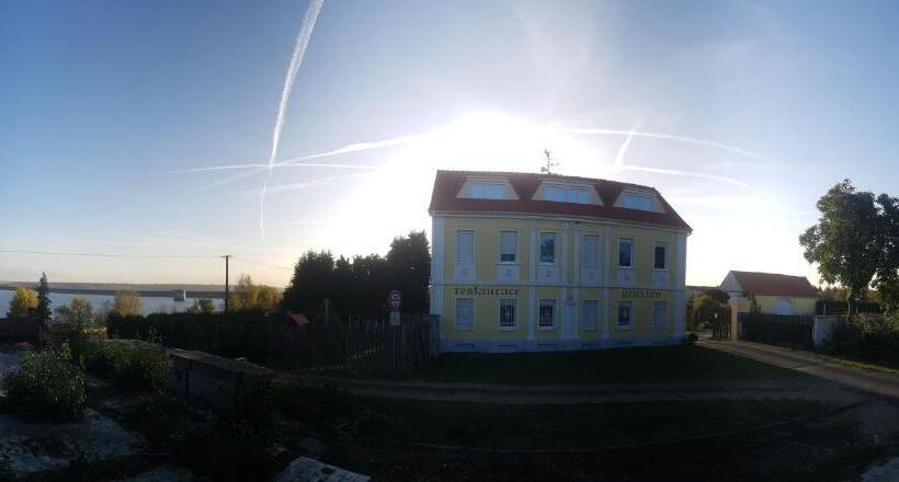 Пансион Holiday Centrum