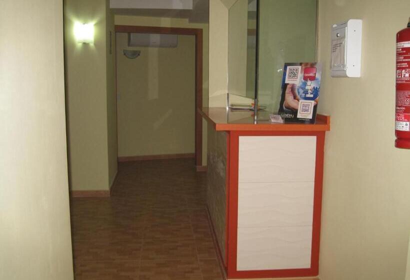 پانسیون Hostal Ducal