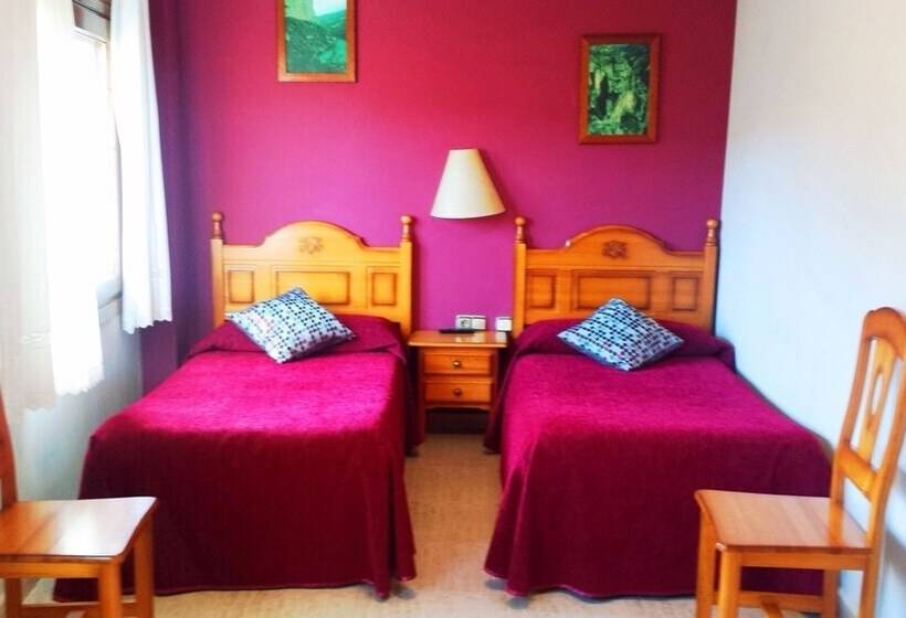 بنسيون Hostal Casa Castro
