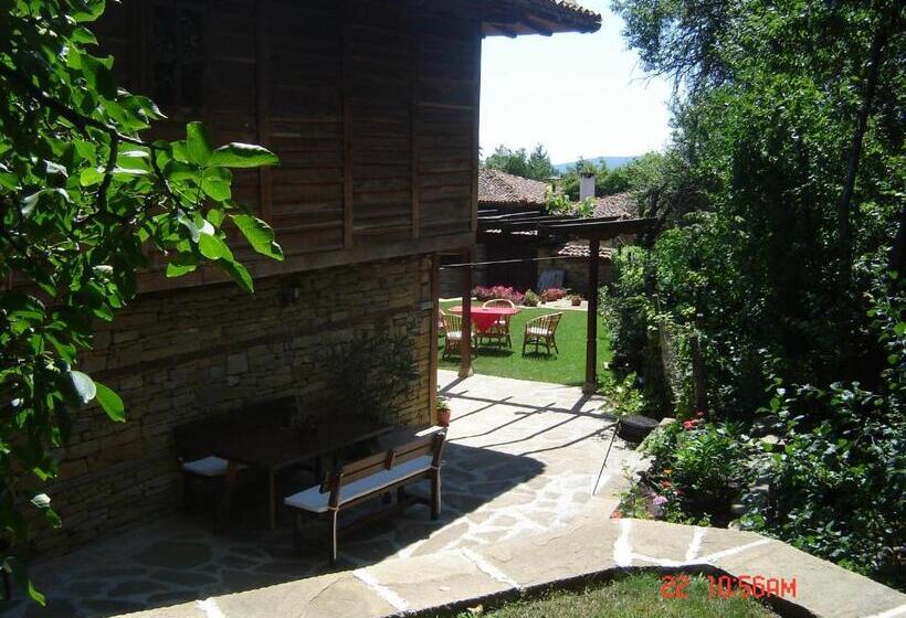 بنسيون Kenara Guest House