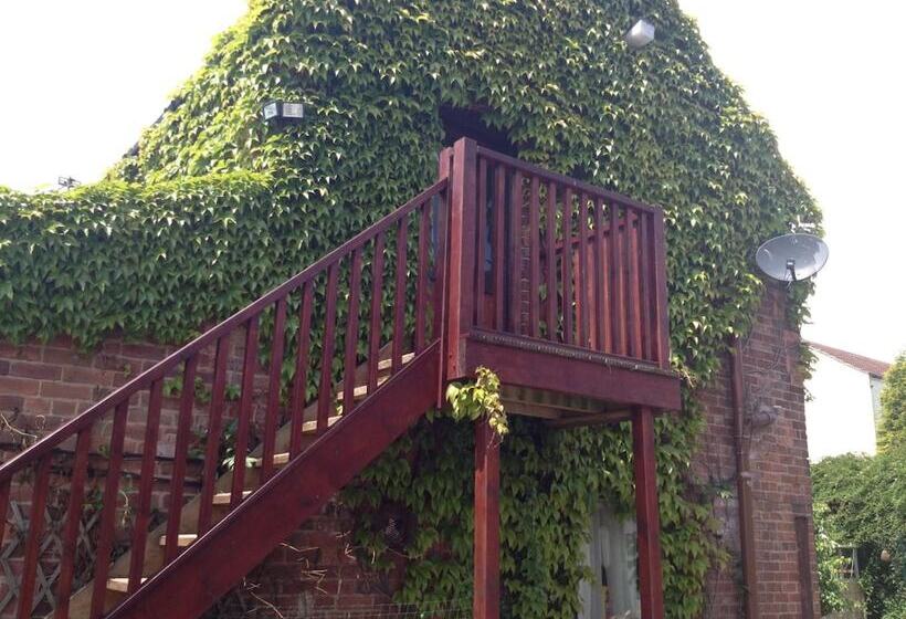 펜션 Rolandscroft Guest House