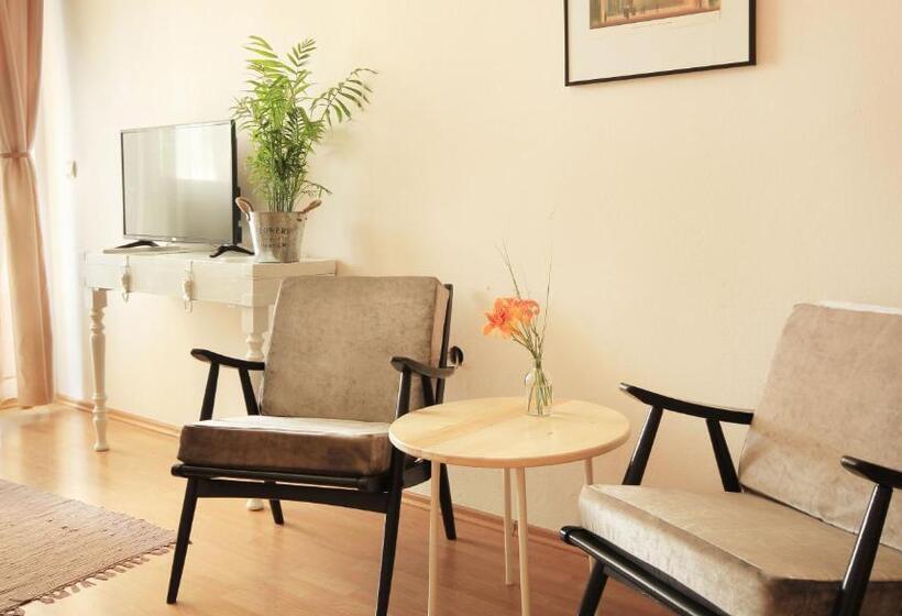 پانسیون Vila Dunavski Raj