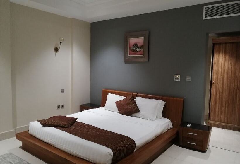 Rahhal Hotel Suites