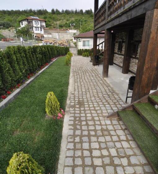 Aparthotel Seasons Glavatarski Han