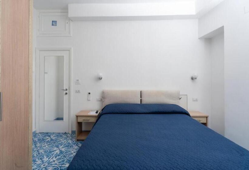 پانسیون Guest House La Piazzetta