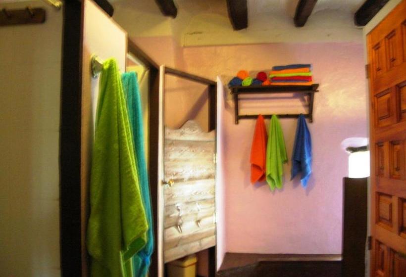 Pension Masía Cal Guim