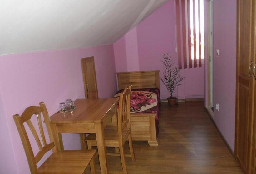 پانسیون Casa Sidor