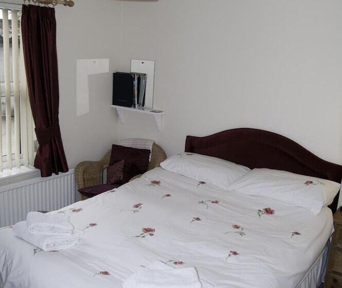 Пансион Fourways Guest House