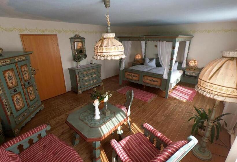 펜션 Landhotel Trakehnerhof