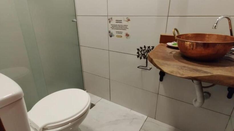ペンション Pousada Sitio Das Flores 12 Km De Macacos Nova Lima