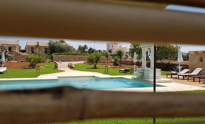 فندق Masseria Cisternella