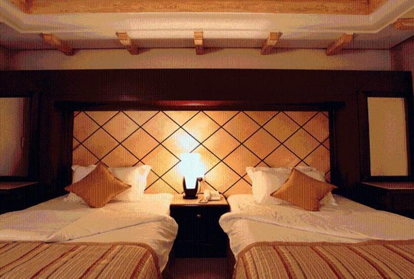 Lavande Suites