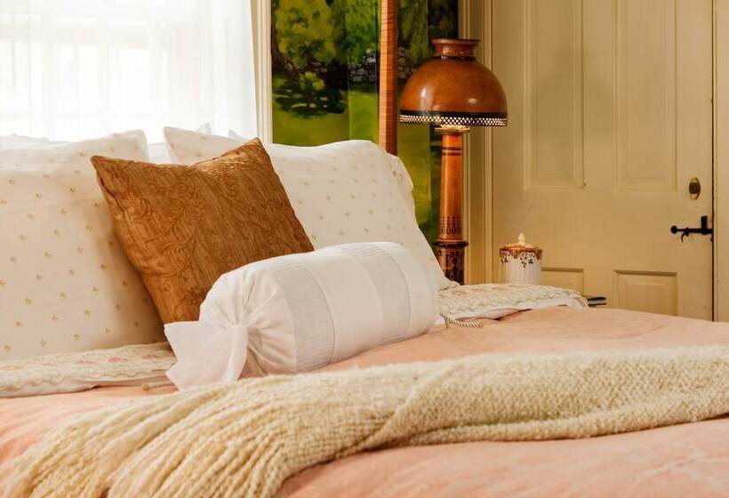 הוסטל Stonecroft Country Inn