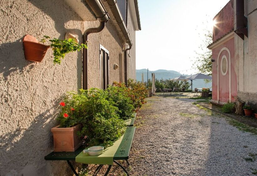 ホテル Agriturismo La Vecchia Quercia