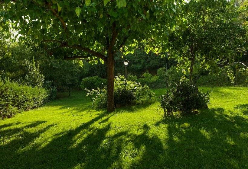 ホテル Agriturismo La Vecchia Quercia