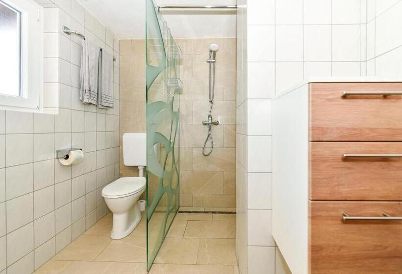 پانسیون Gästehaus Genf