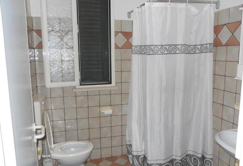 בית מלון כפרי Agriturismo Specchiarussa