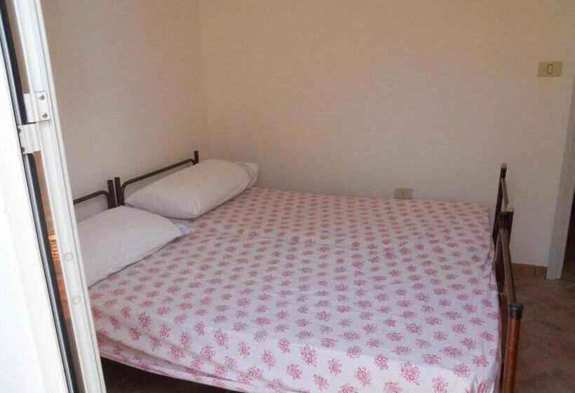 בית מלון כפרי Agriturismo Specchiarussa